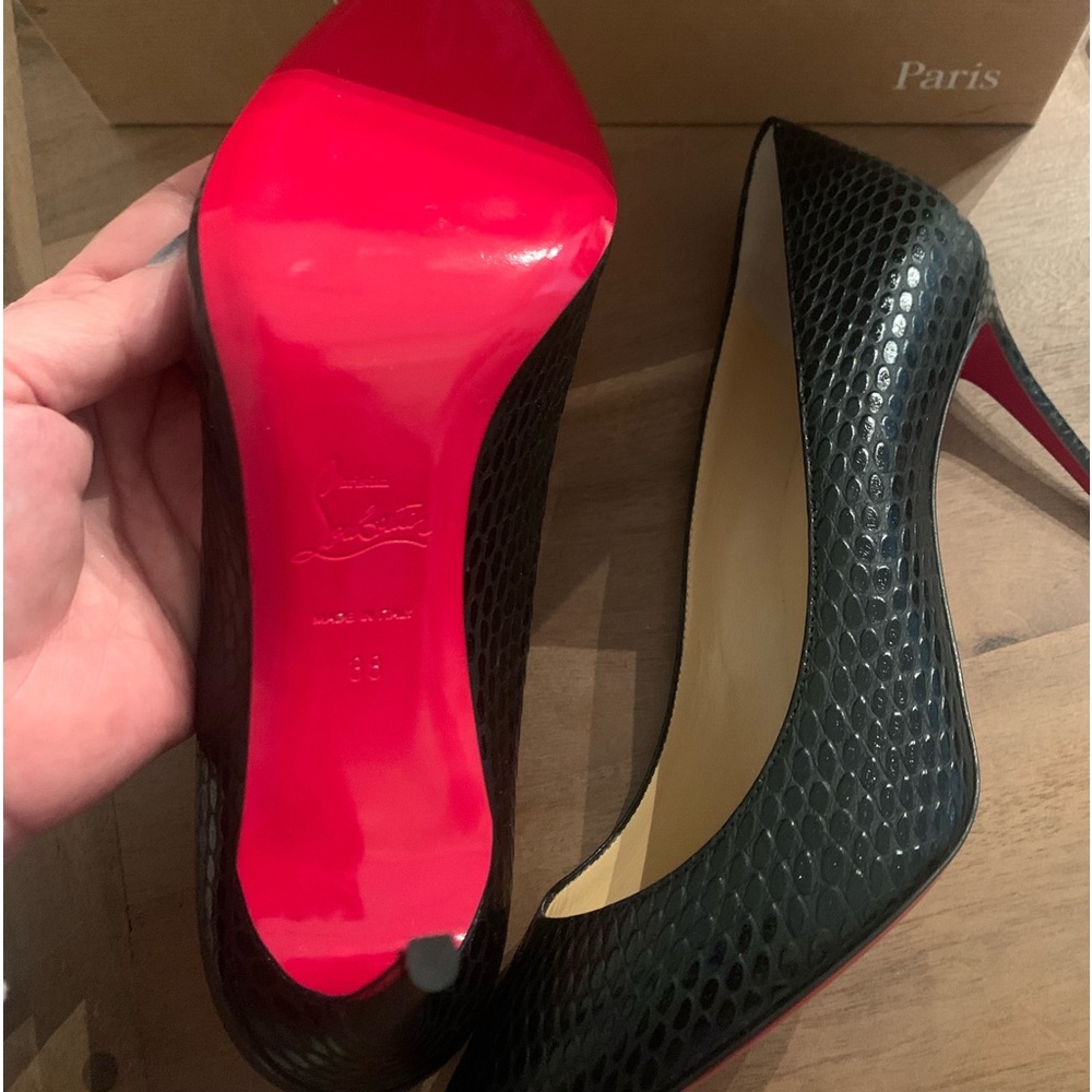 Beautiful red bottoms!